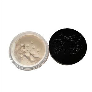 Kat Von D lock it setting power sealed!